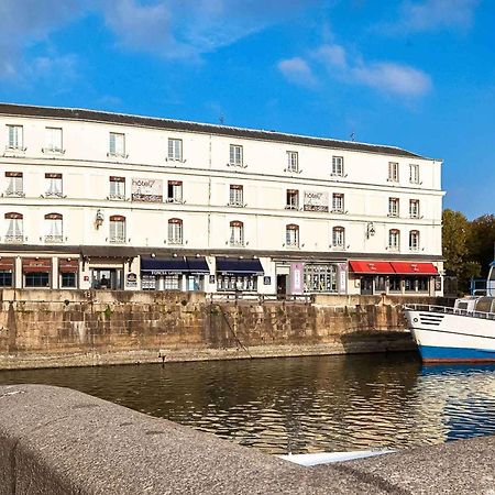 Best Western Le Cheval Blanc -Vue Sur Le Port-Plein Centre Ville Honfleur Zewnętrze zdjęcie