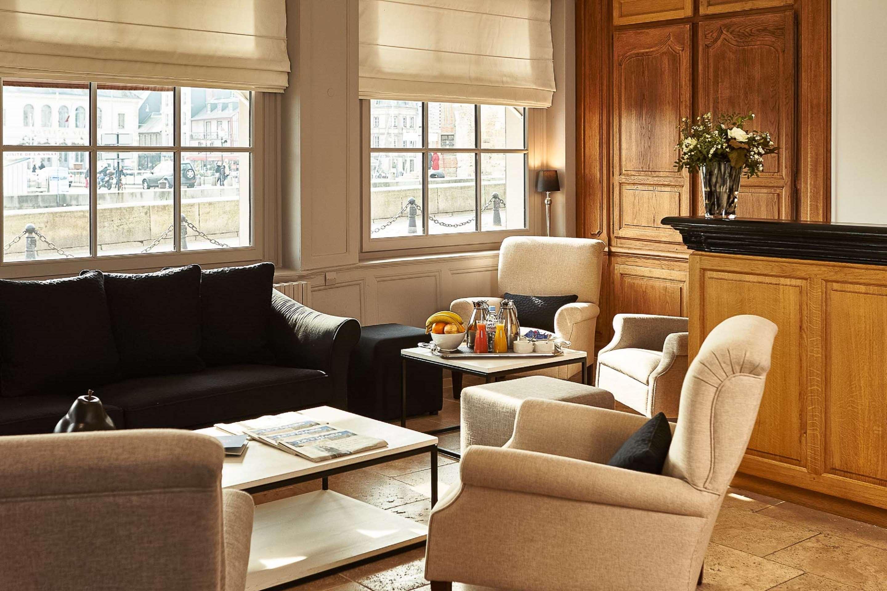 Best Western Le Cheval Blanc -Vue Sur Le Port-Plein Centre Ville Honfleur Zewnętrze zdjęcie