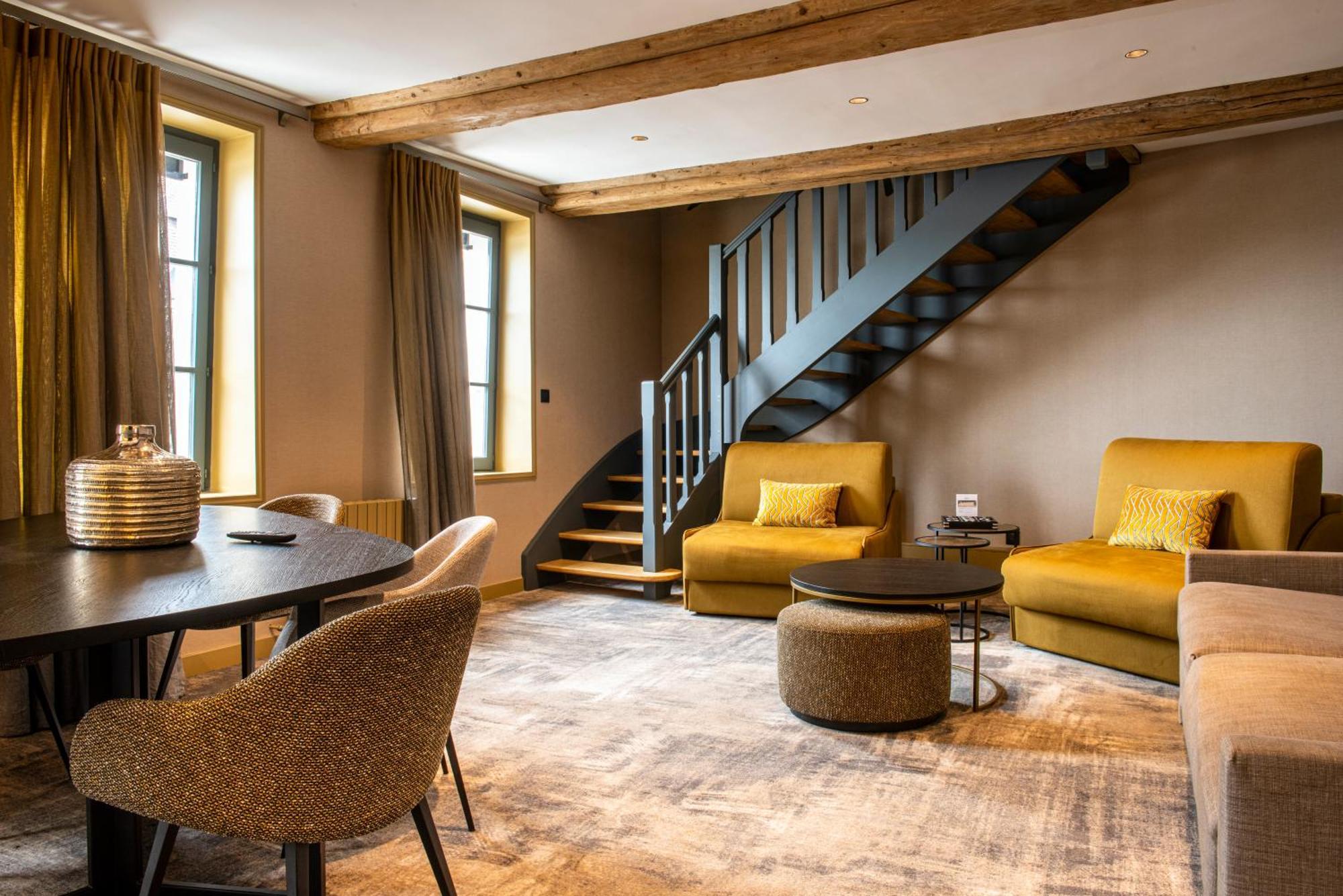 Best Western Le Cheval Blanc -Vue Sur Le Port-Plein Centre Ville Honfleur Zewnętrze zdjęcie