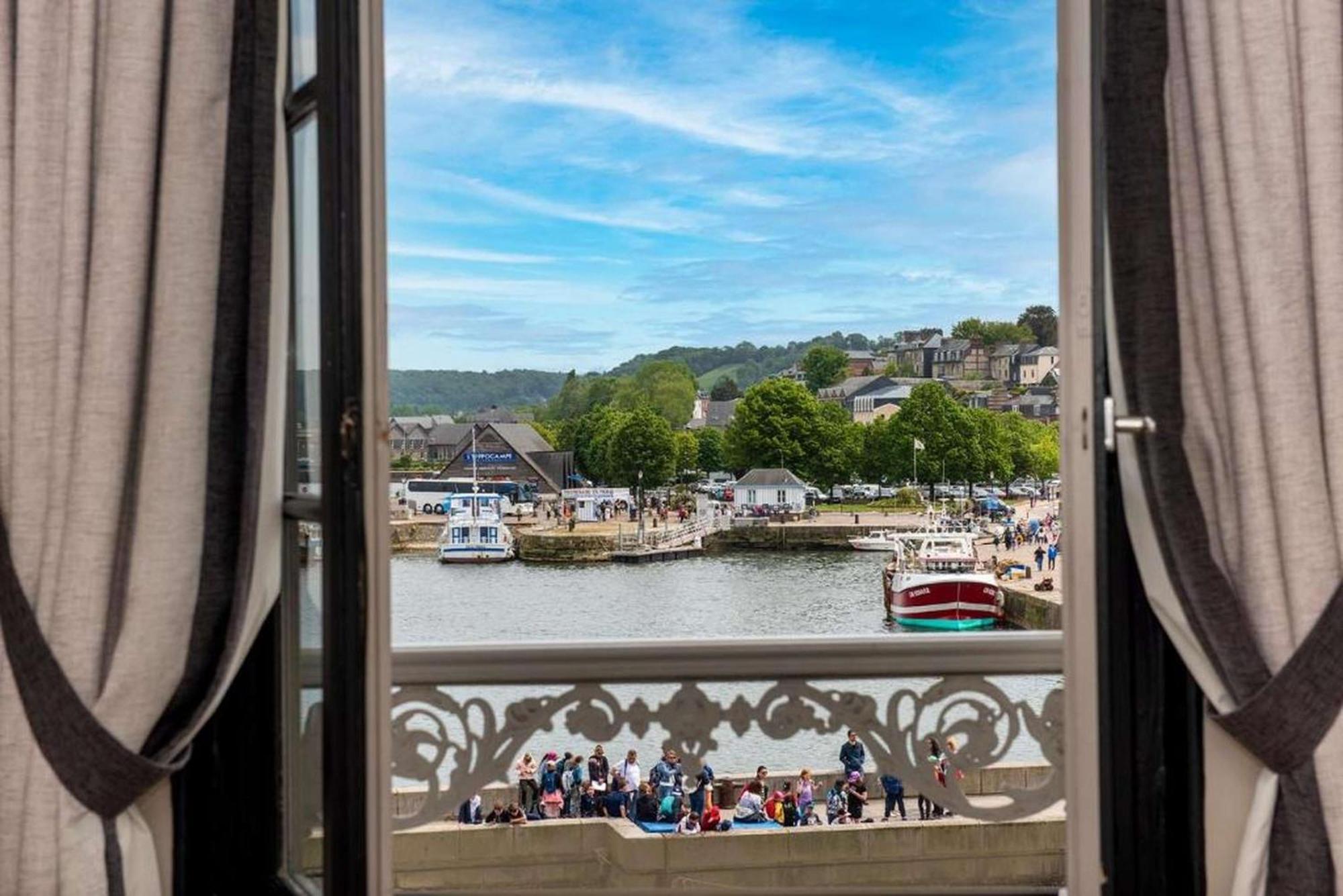Best Western Le Cheval Blanc -Vue Sur Le Port-Plein Centre Ville Honfleur Zewnętrze zdjęcie