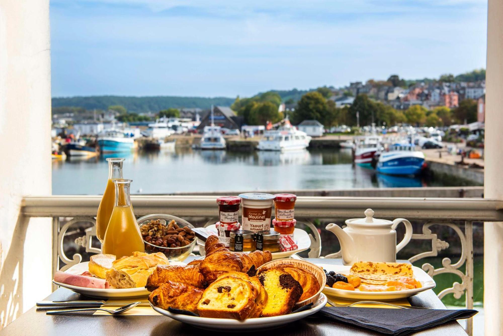 Best Western Le Cheval Blanc -Vue Sur Le Port-Plein Centre Ville Honfleur Zewnętrze zdjęcie
