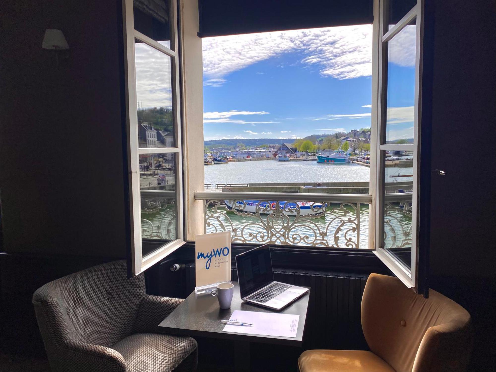 Best Western Le Cheval Blanc -Vue Sur Le Port-Plein Centre Ville Honfleur Zewnętrze zdjęcie