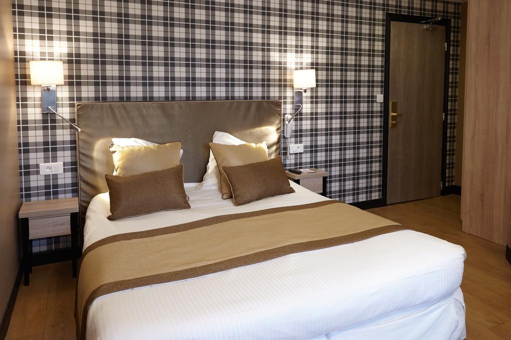 Best Western Le Cheval Blanc -Vue Sur Le Port-Plein Centre Ville Honfleur Zewnętrze zdjęcie